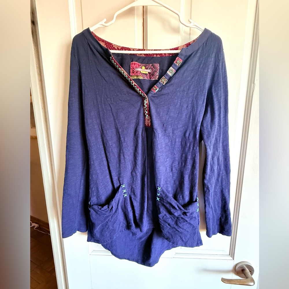 Anthropologie LITTLE YELLOW BUTTON Long Sleeve Navy Pocket Unique Blouse LEUC